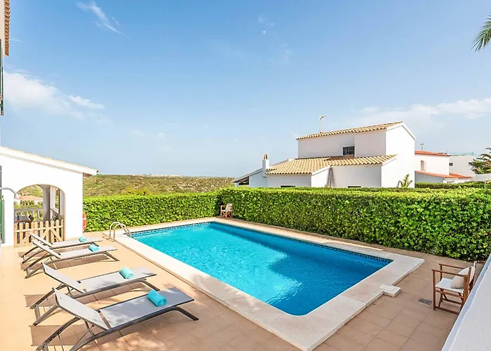 Villa Cala Llonga * Cala Llonga (Menorca)